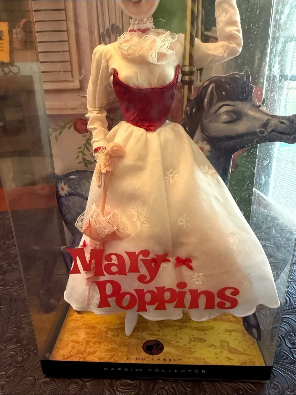 Disney Mary Poppins Disney Mattel doll 2007 Dress in White and Red